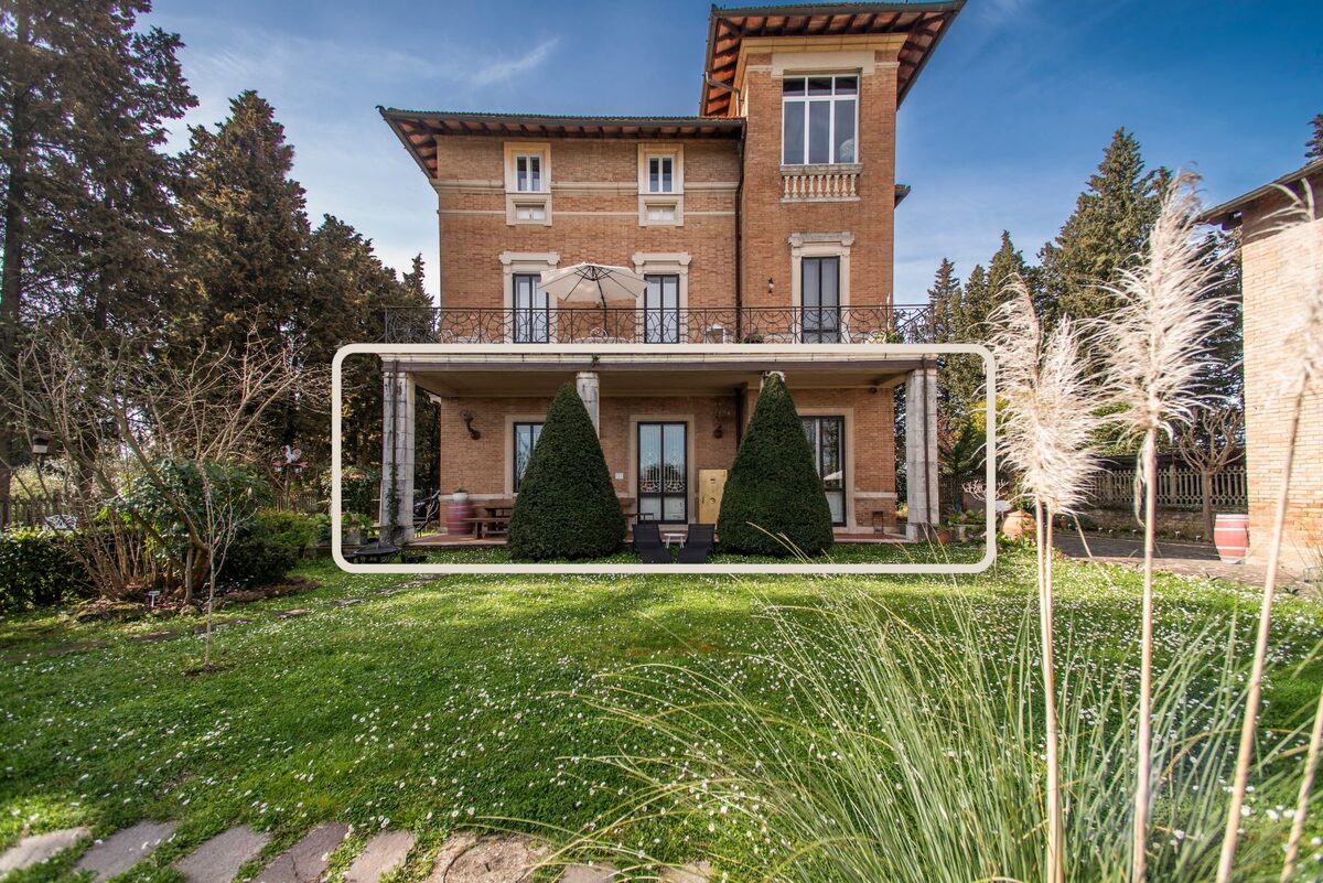 Facciata di Villa Elvira con evidenziata la porzione occupata dall’appartamento Dianora